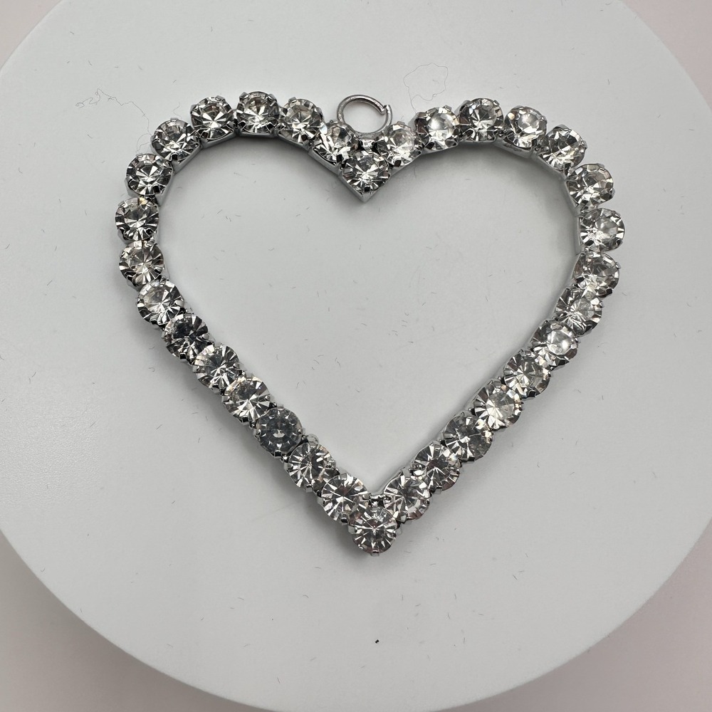Vintage Y2K Silver Tone Heart Pendant Clear Rhinestone Women's Classic Jewelry
